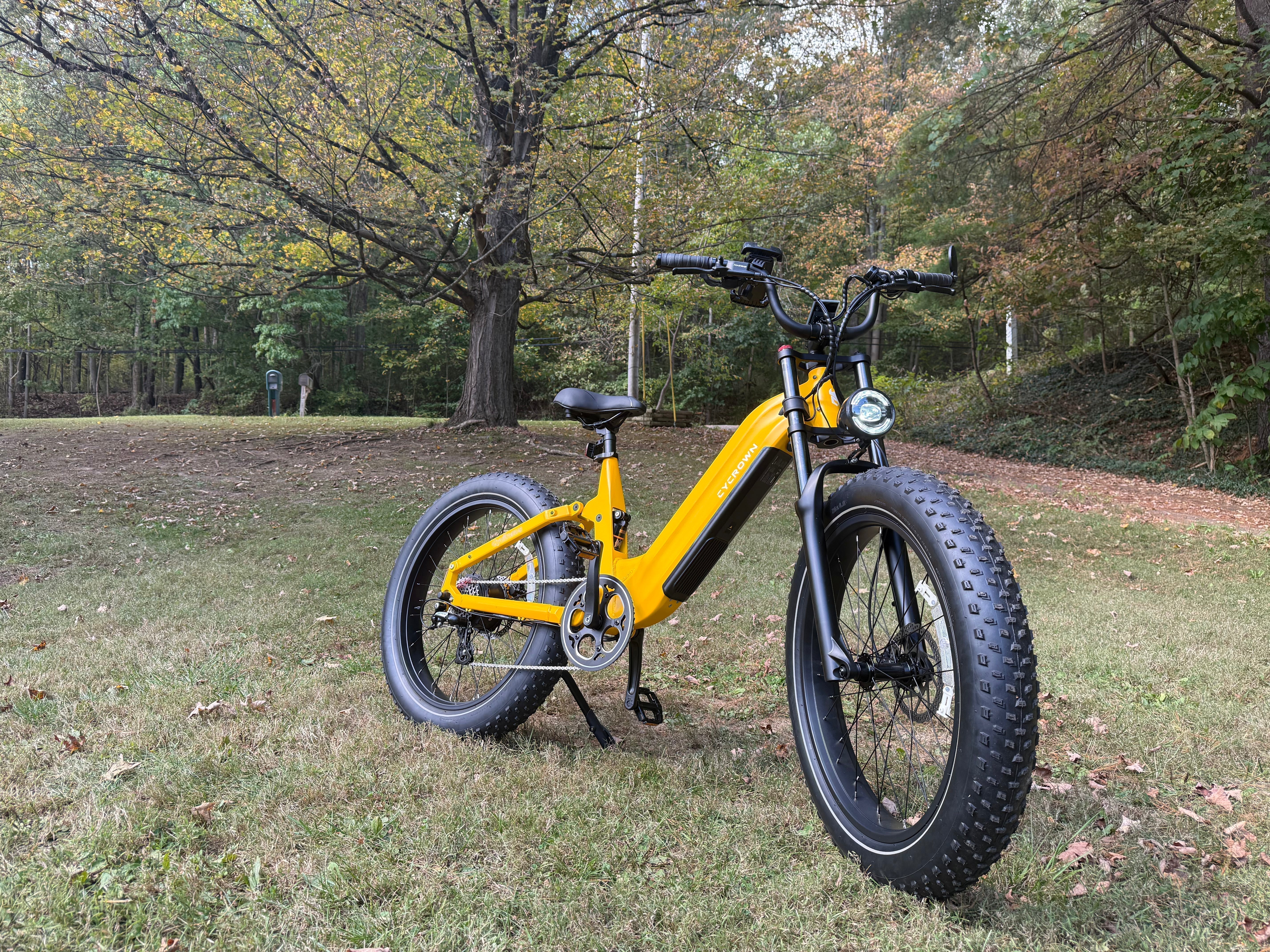 CYCROWN eBikes vs. Velotirc